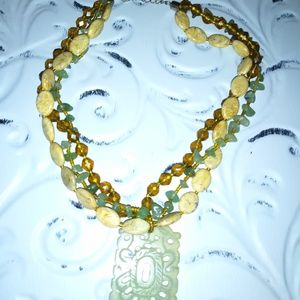 Jade bead necklace